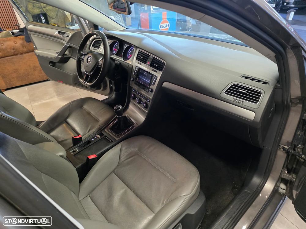 VW Golf 1.6 TDi BlueMotion Trendline - 21