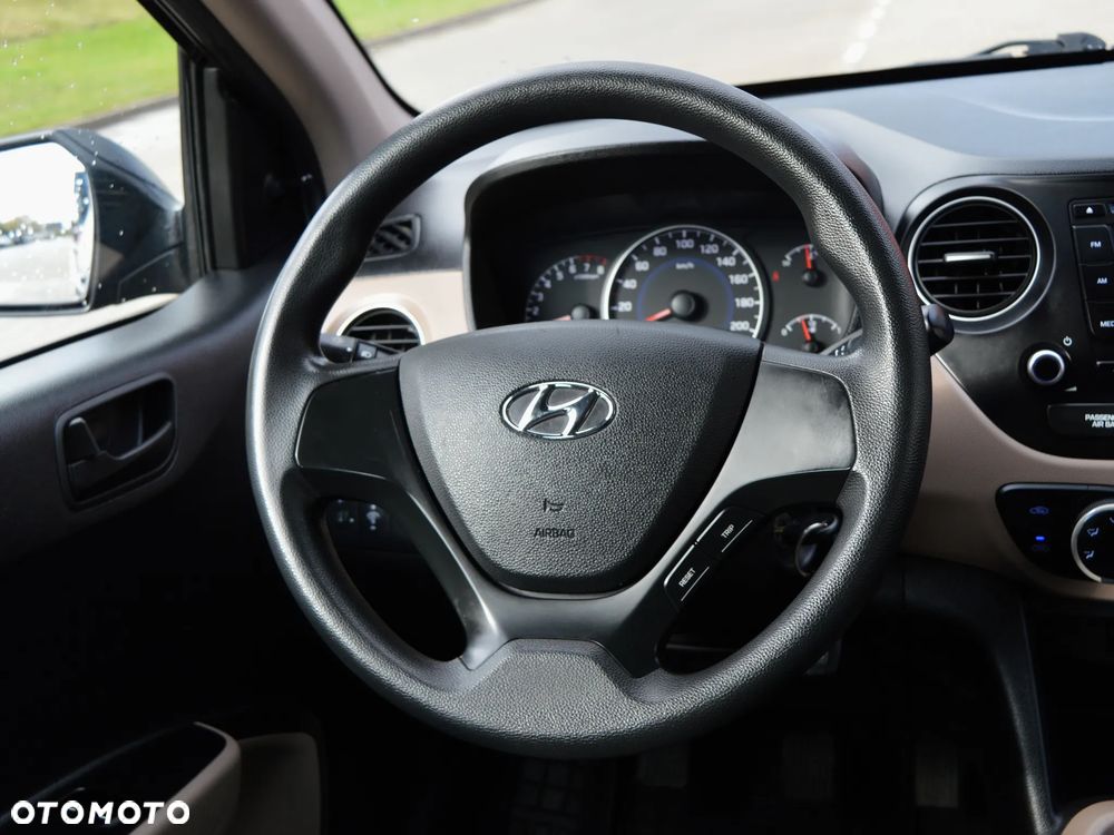 Hyundai i10 1.0 BlueDrive Comfort - 21