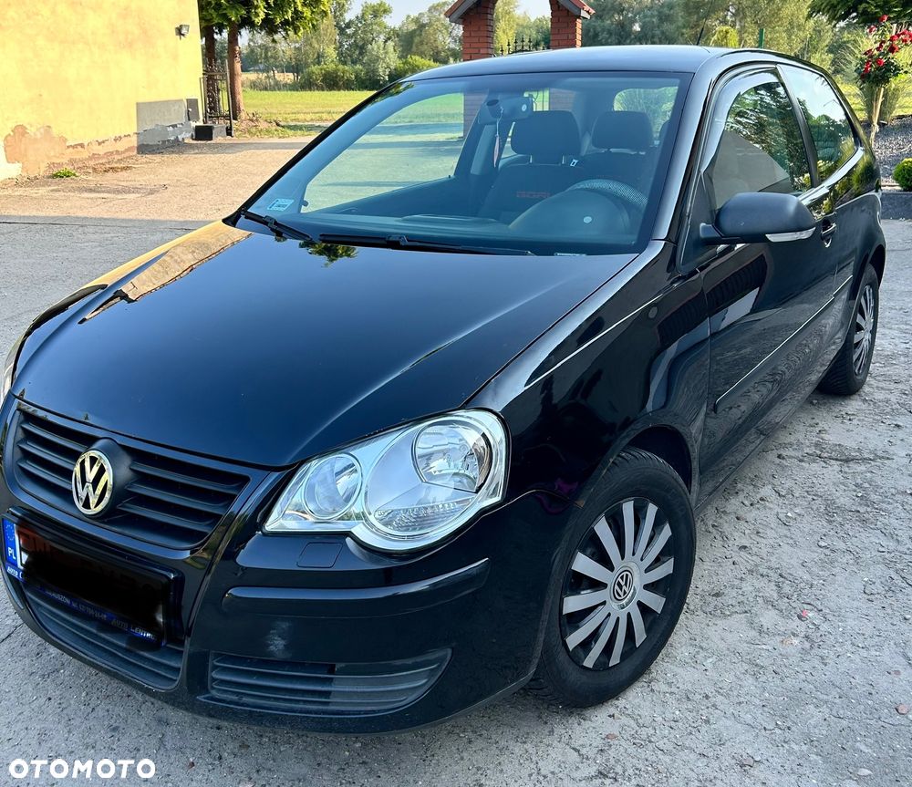 Volkswagen Polo - 2