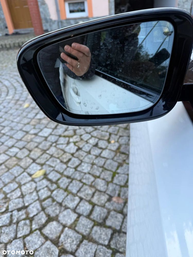 BMW Seria 3 330e M Sport sport - 18