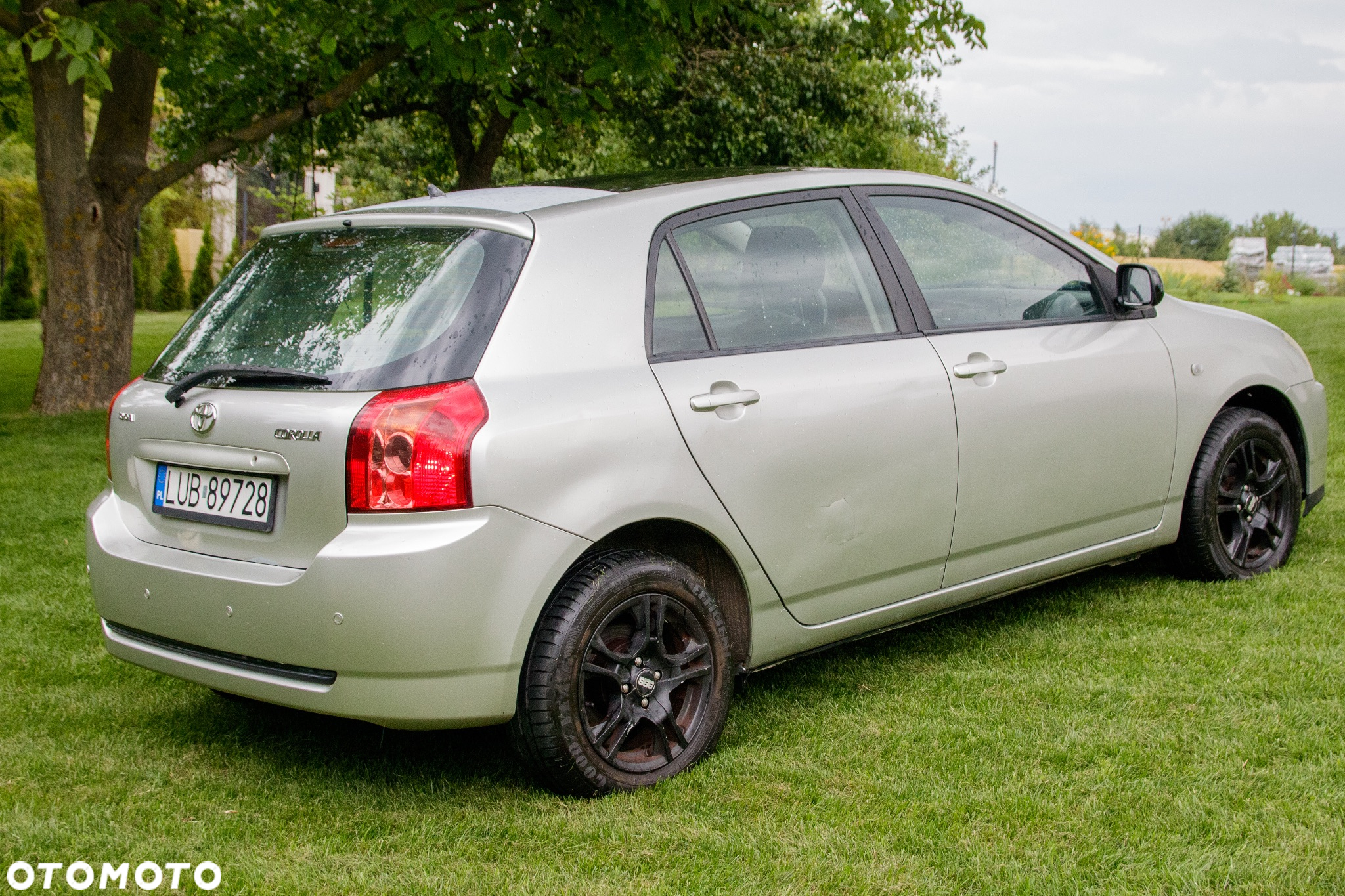 Toyota Corolla - 4