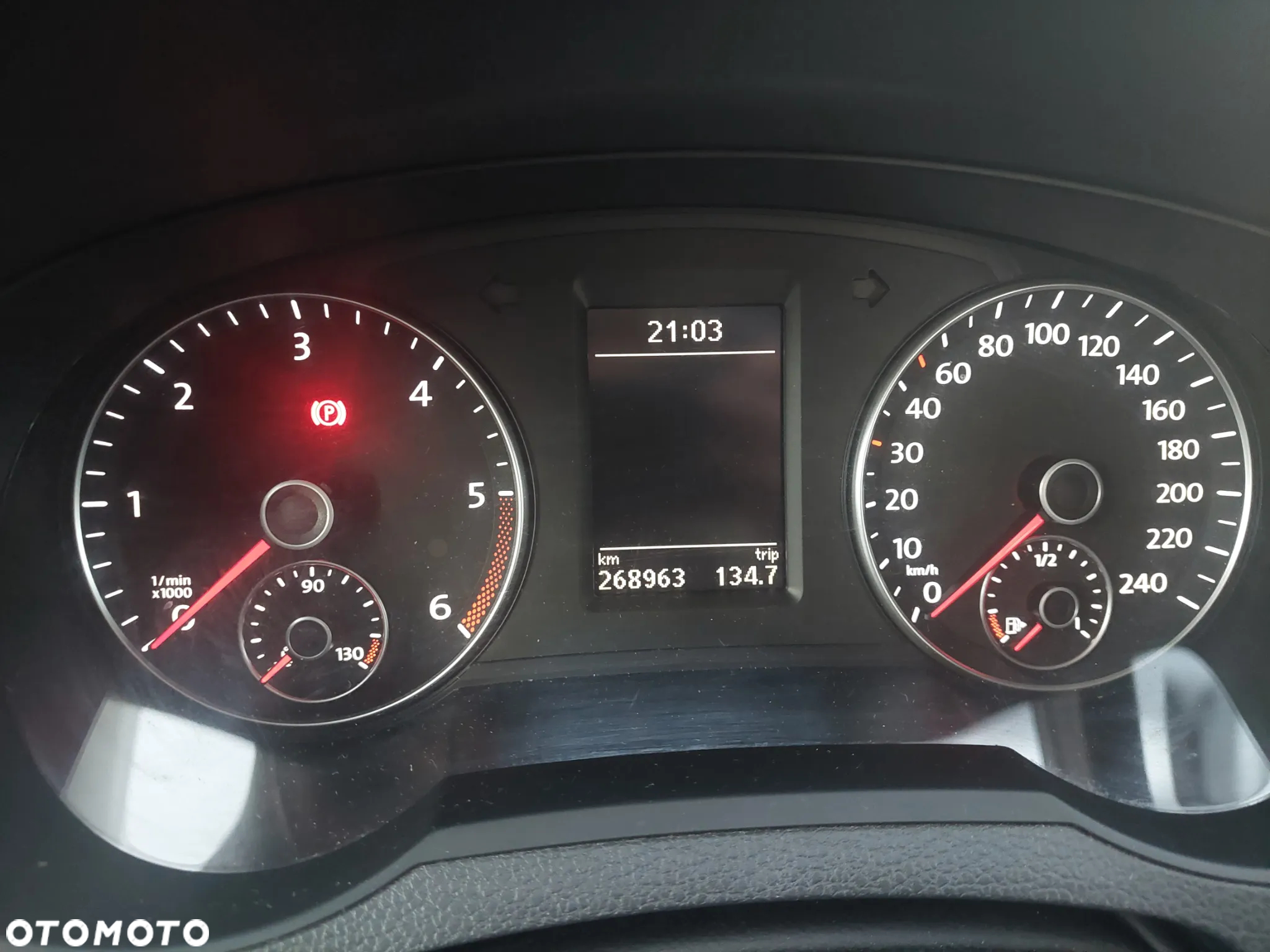 Volkswagen Sharan 2.0 TDI Blue Motion Highline - 6