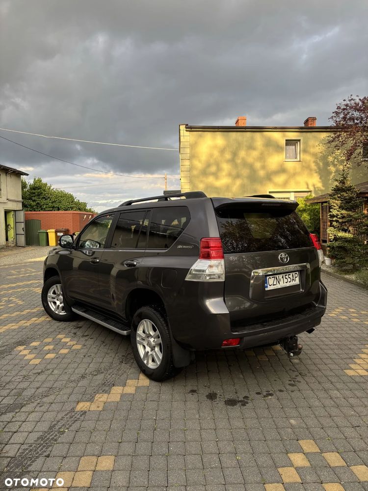 Toyota Land Cruiser - 6