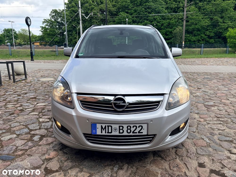 Opel Zafira Tourer 1.8 Edition - 22