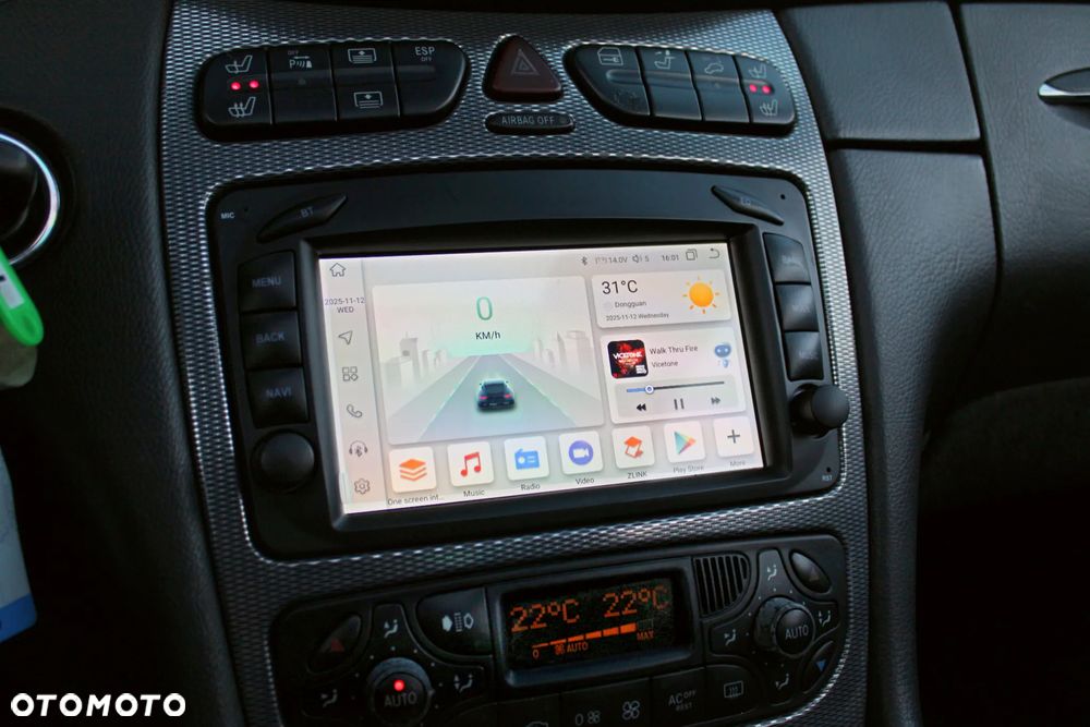 Mercedes-Benz CLK - 27