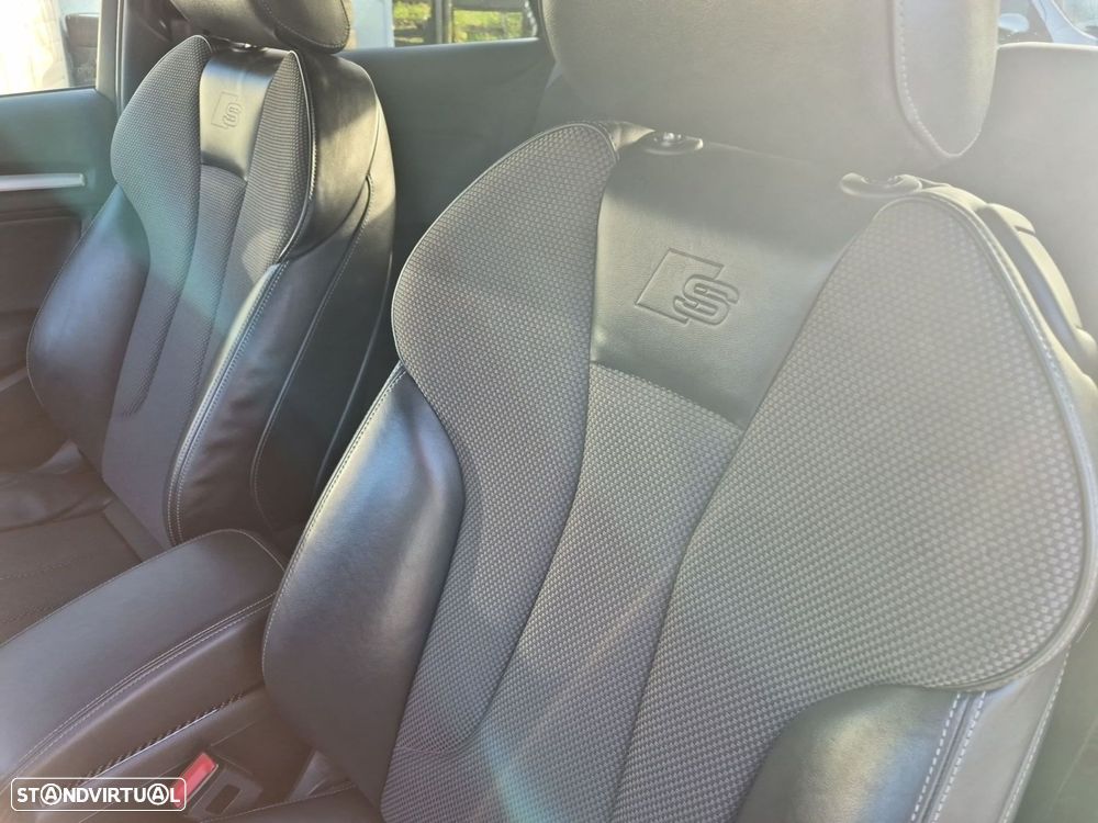 Audi A3 2.0 TDI quattro Sport S tronic - 22