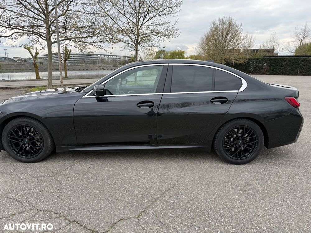 BMW Seria 3 330i Aut. - 7