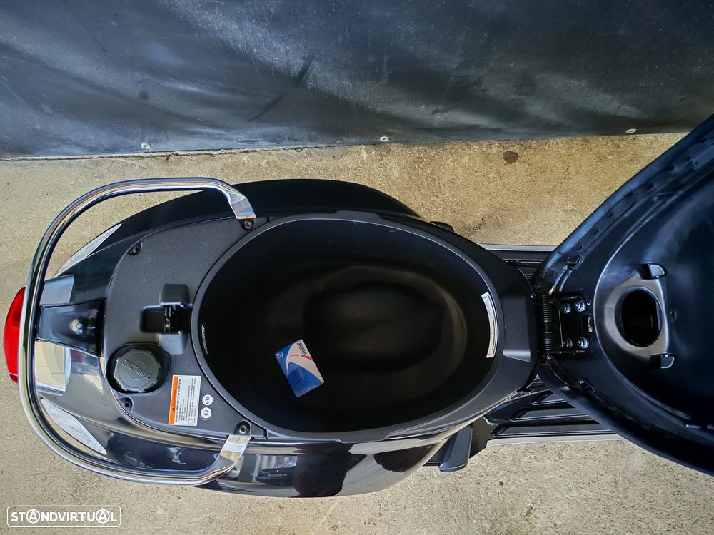 Vespa Primavera - 8