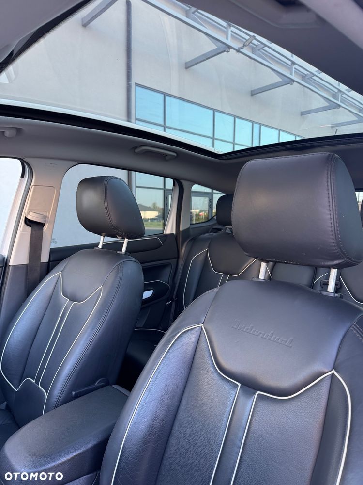 Ford Kuga 2.0 TDCi 4x4 Individual - 22