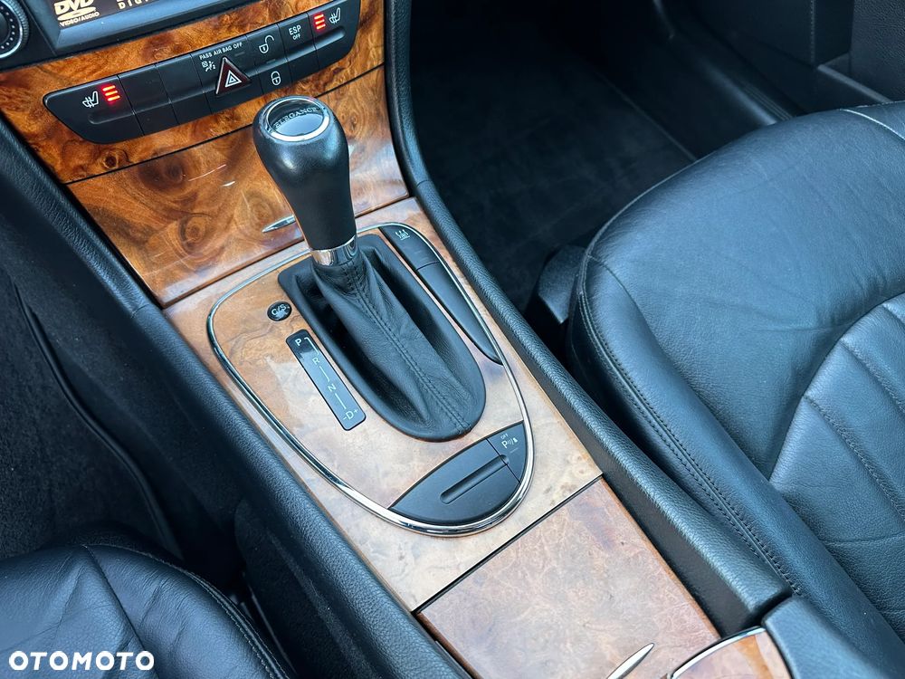 Mercedes-Benz Klasa E - 15