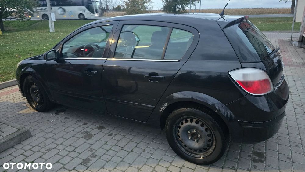 Opel Astra III 1.9 CDTI Enjoy - 9