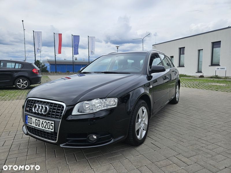 Audi A4 Avant - 1