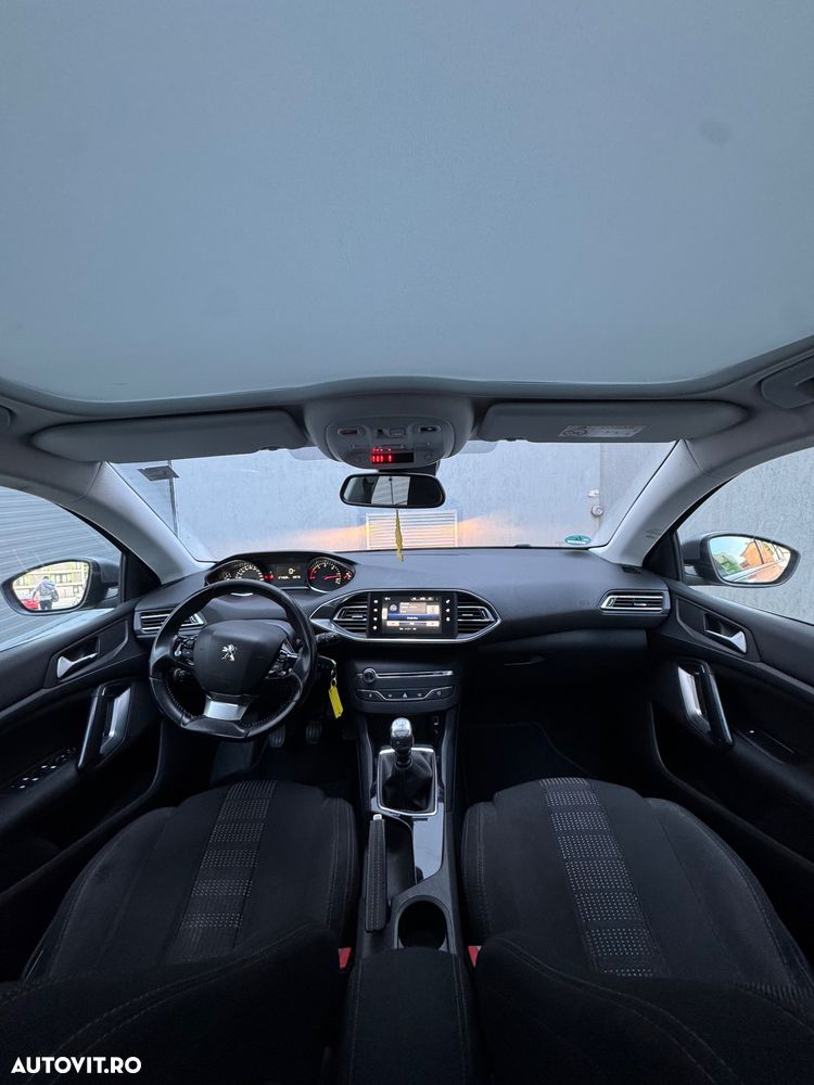 Peugeot 308 - 3