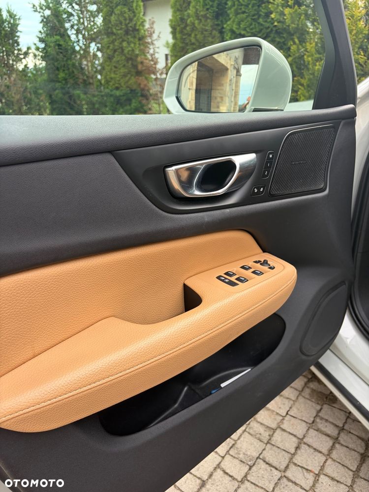 Volvo V60 B4 D Inscription - 15