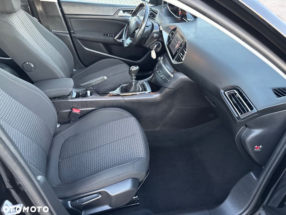 Peugeot 308 110 e-THP Stop & Start Active - 24