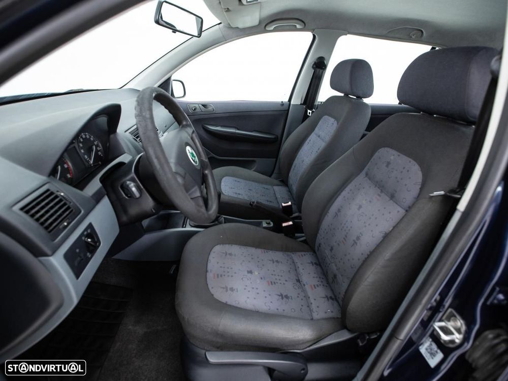 Skoda Fabia - 8
