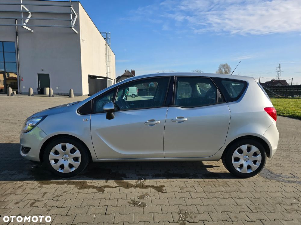 Opel Meriva 1.6 CDTI Essentia S&S - 8