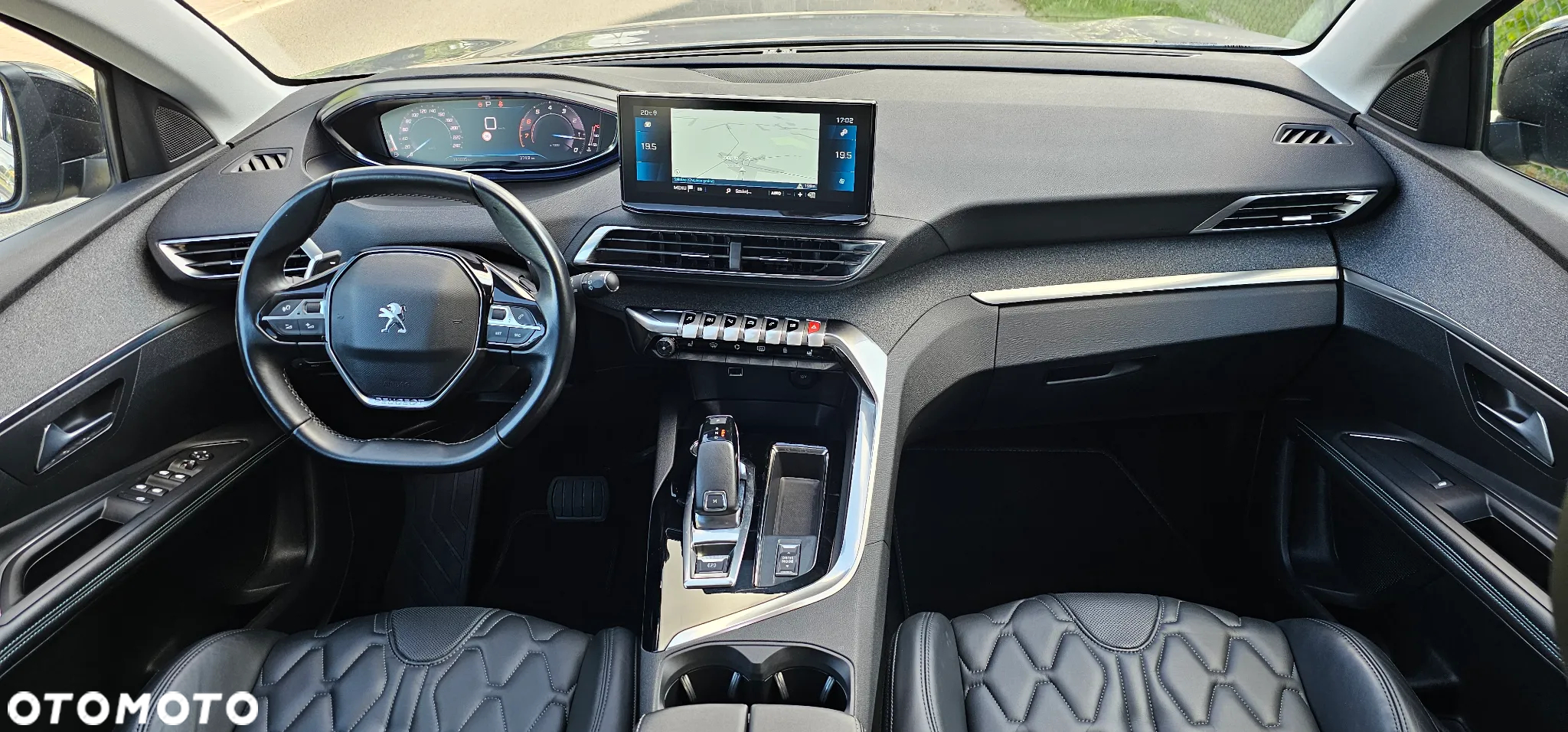 Peugeot 3008 PureTech 130 Stop & Start GPF EAT8 Allure - 12