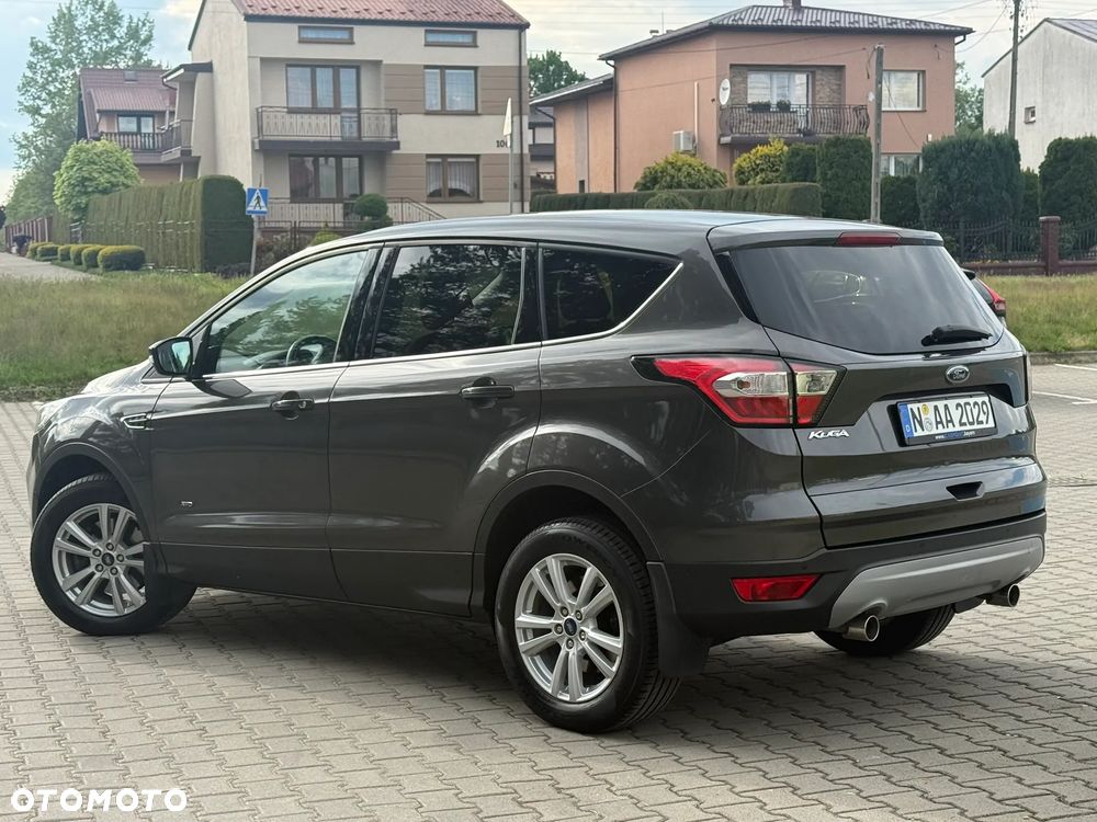 Ford Kuga 2.0 TDCi 4x4 Titanium - 6