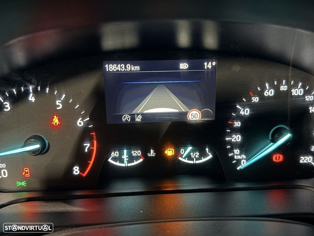 Ford Puma 1.0 EcoBoost MHEV Titanium Design - 25