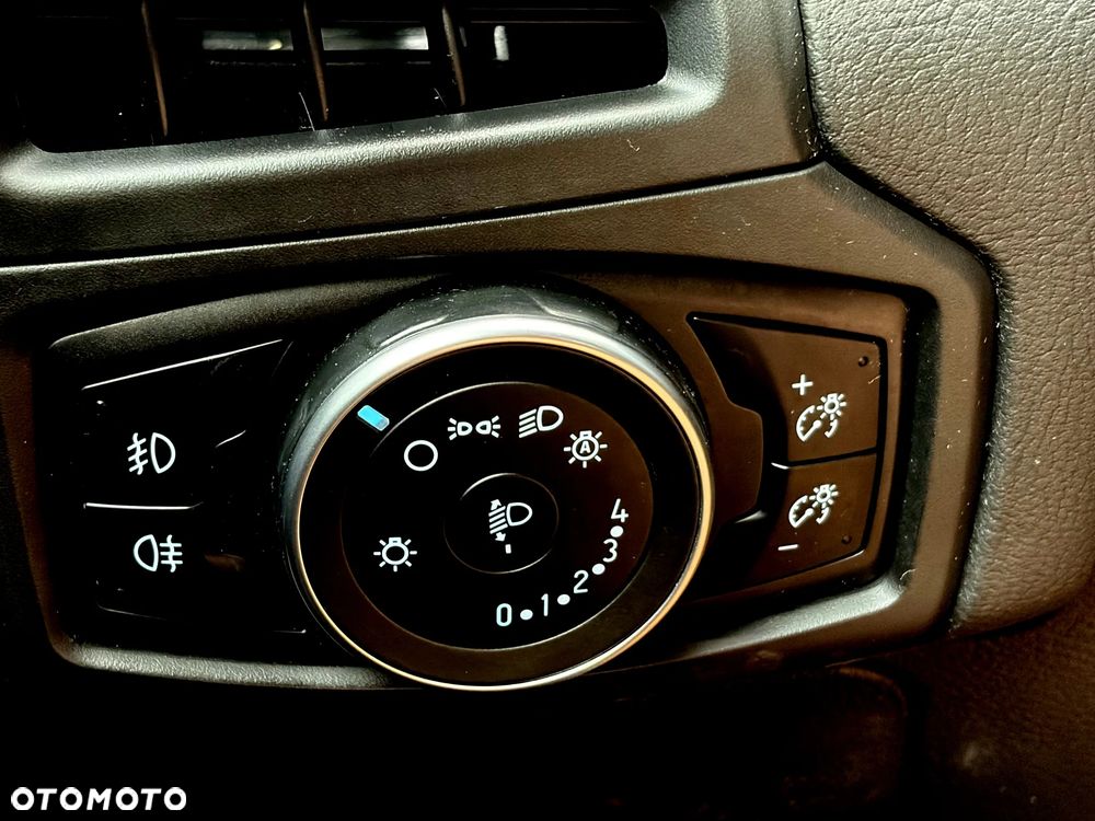 Ford Focus 1.5 EcoBoost STart-Stopp-System TITANIUM - 28