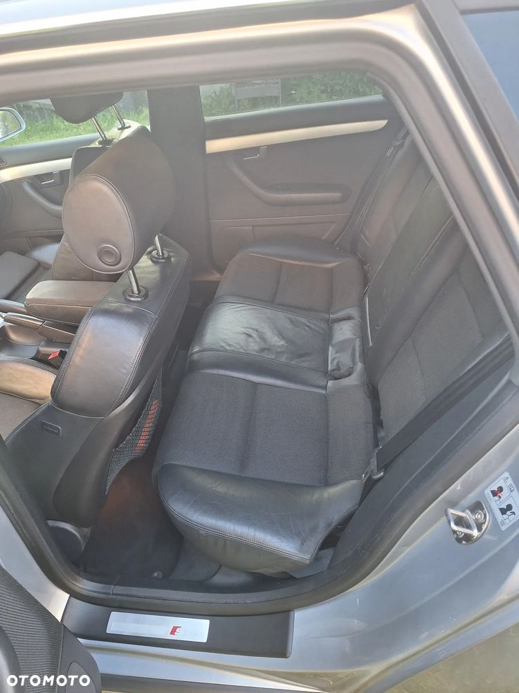 Audi A4 Avant 2.0 TDI - 8