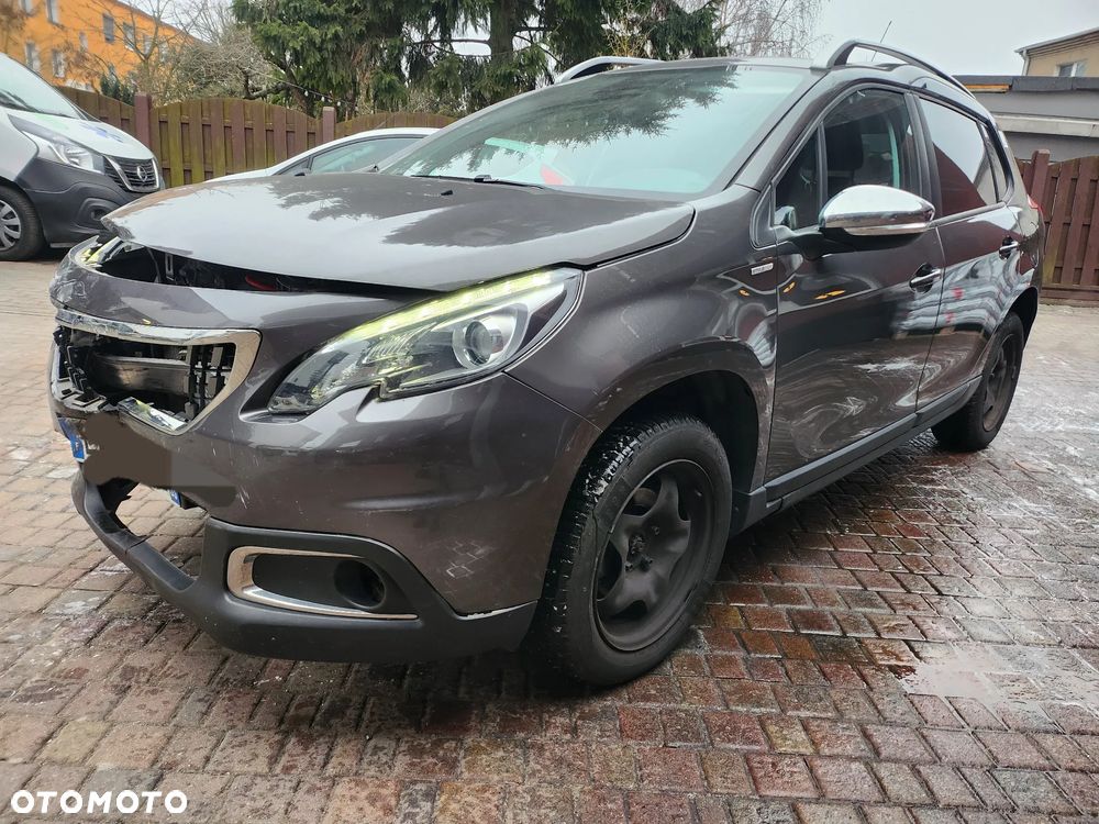 Peugeot 2008 BlueHDi 100 STOP & START Style - 5