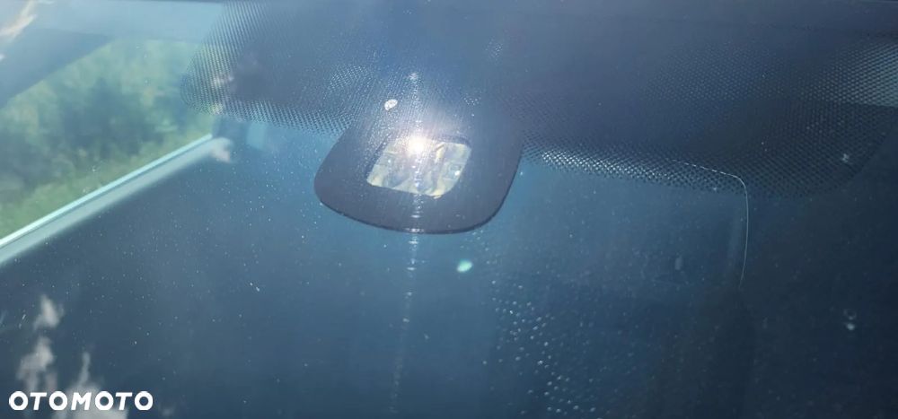 Volkswagen Passat 2.0 TDI DPF Comfortline - 26