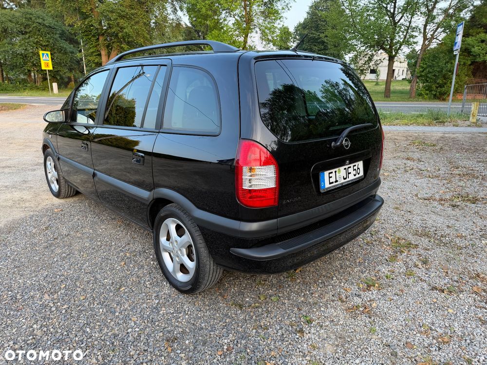 Opel Zafira 1.8 16V Comfort - 8
