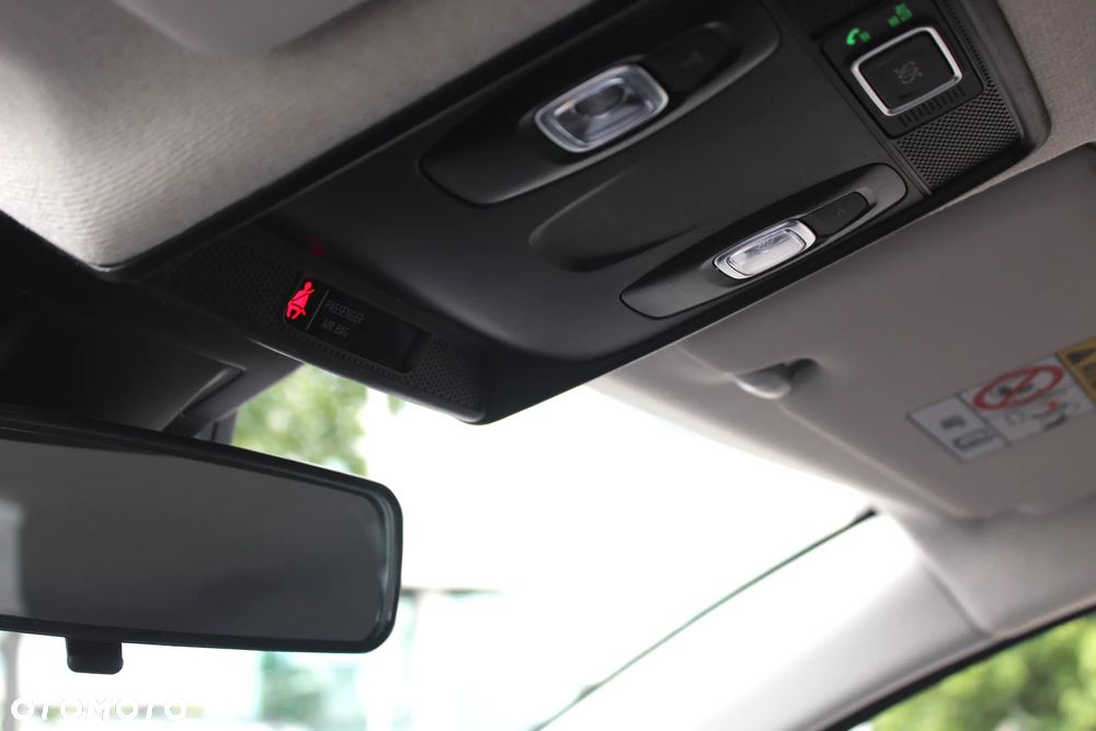 Mitsubishi Colt - 24