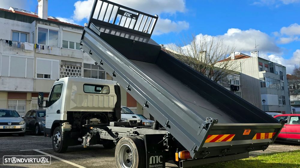 Mitsubishi Canter - 8