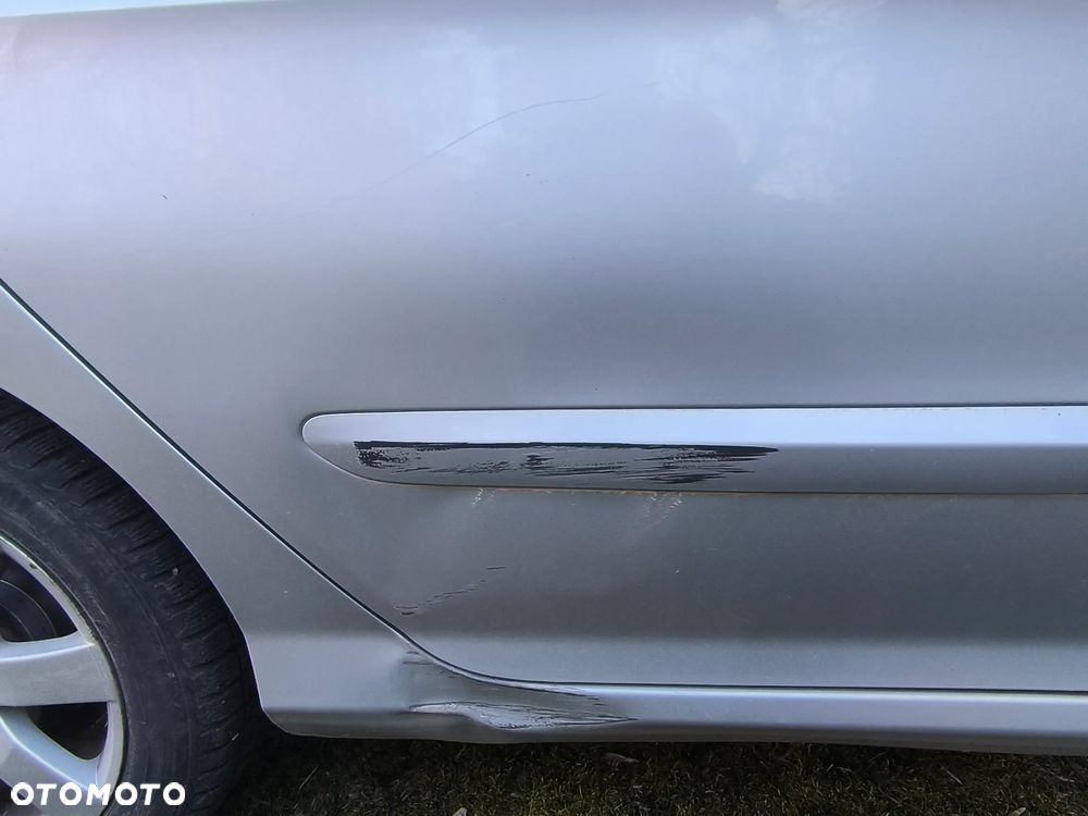 Peugeot 308 1.6 Premium - 4