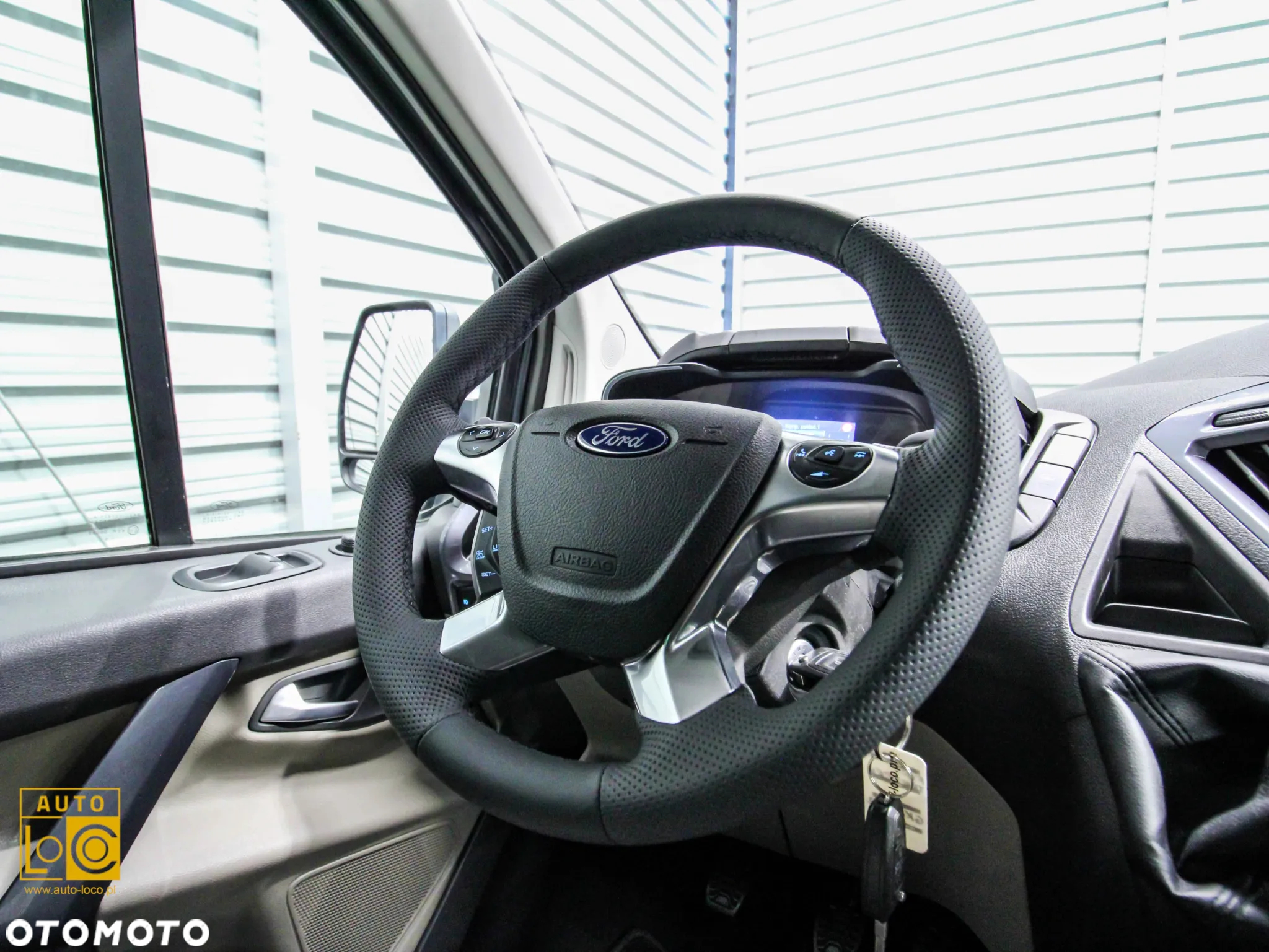 Ford Tourneo Custom 2.0 TDCi L2 Titanium - 25