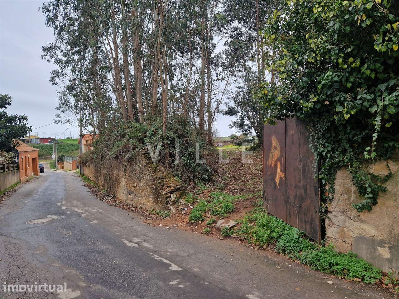 Terreno constituído por 2 artigos com uma área total de 6.156 m2, urba - Grande imagem: 4/8