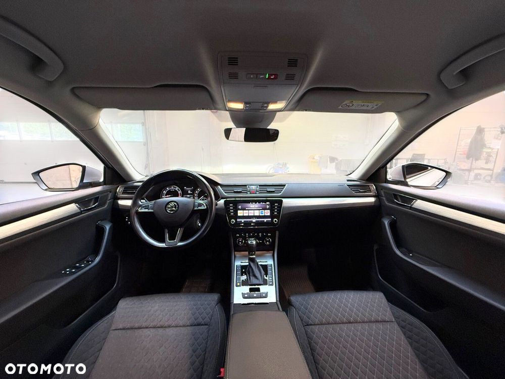 Skoda Superb 1.5 TSI Ambition DSG - 27