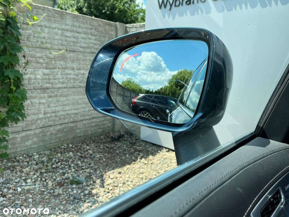 Volvo XC 90 - 32