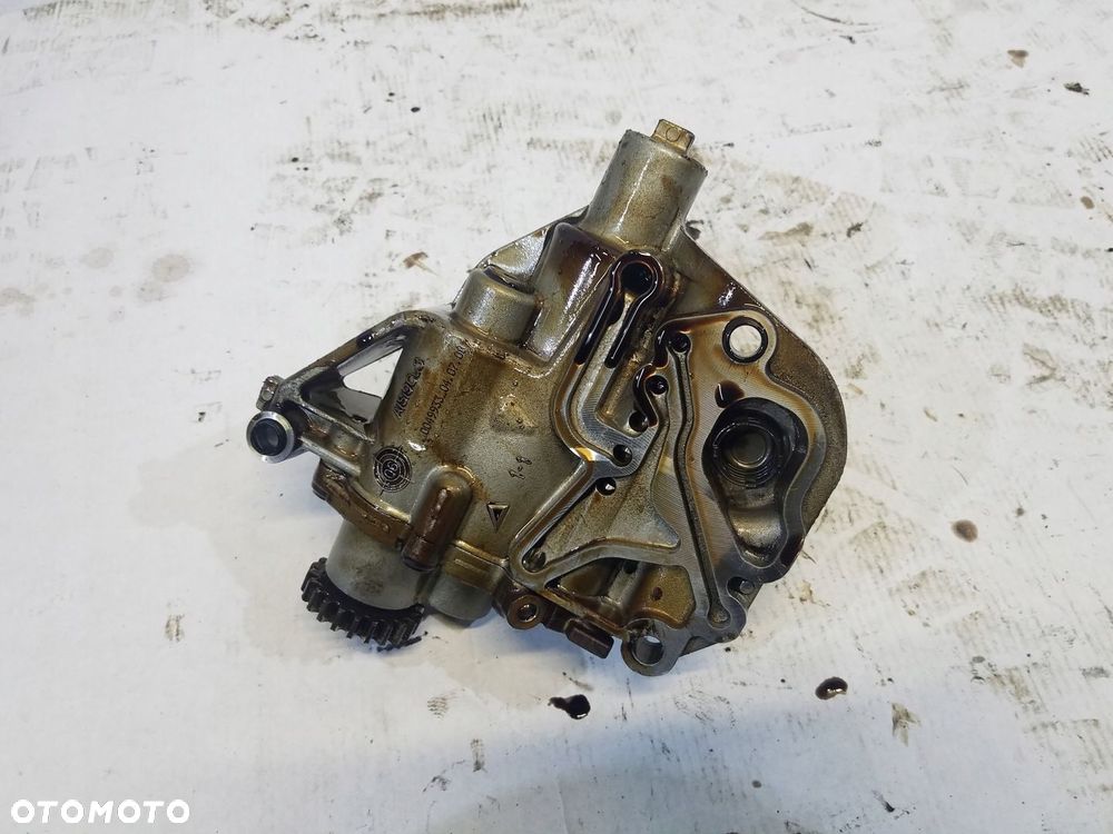 POMPA OLEJU AUDI A4 B8 1.8 TFSI 06H115105AC - 2