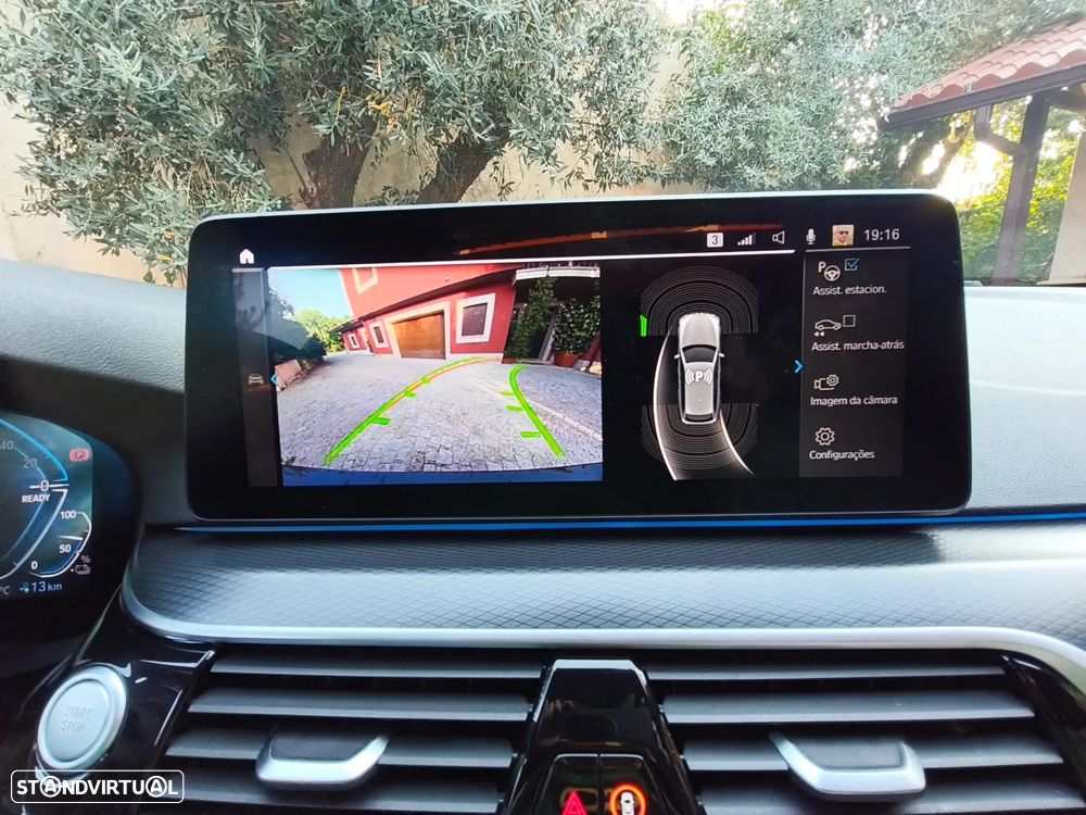 BMW 530 e Pack Desportivo M - 31