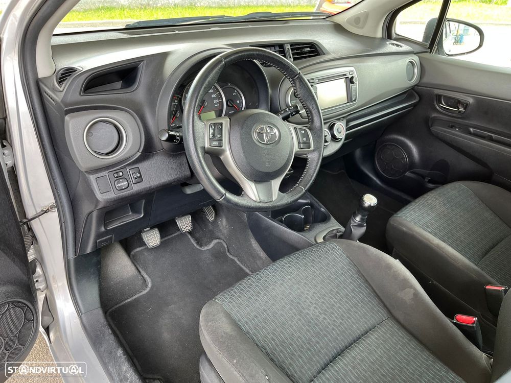 Toyota Yaris 1.0 VVT-i Trend - 4