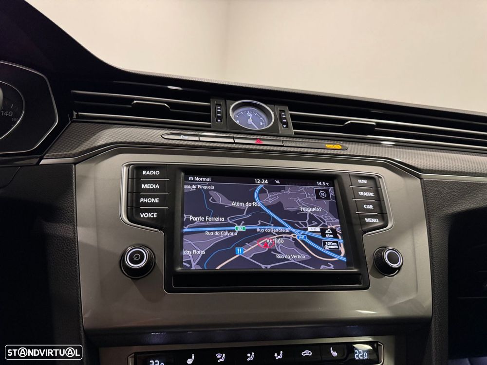 VW Passat Alltrack 2.0 TDi 4Motion - 9