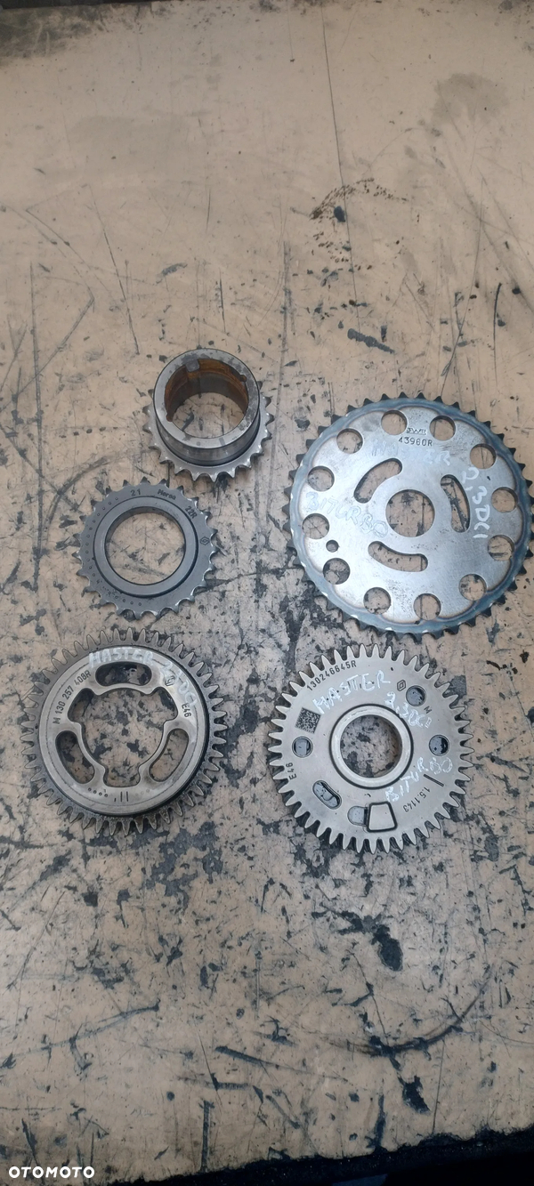 RENAULT MASTER III 2,3DCI BITURBO koło rozrządu 130246645R M130257408R wału wałka
