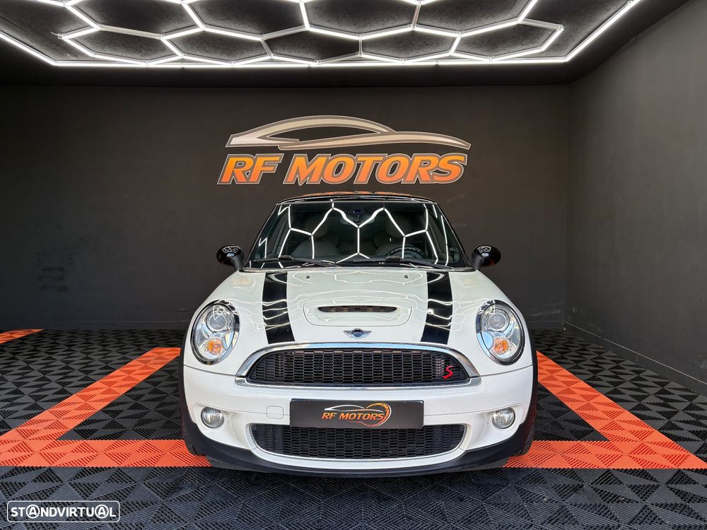 MINI 3 Portas Cooper S - 2