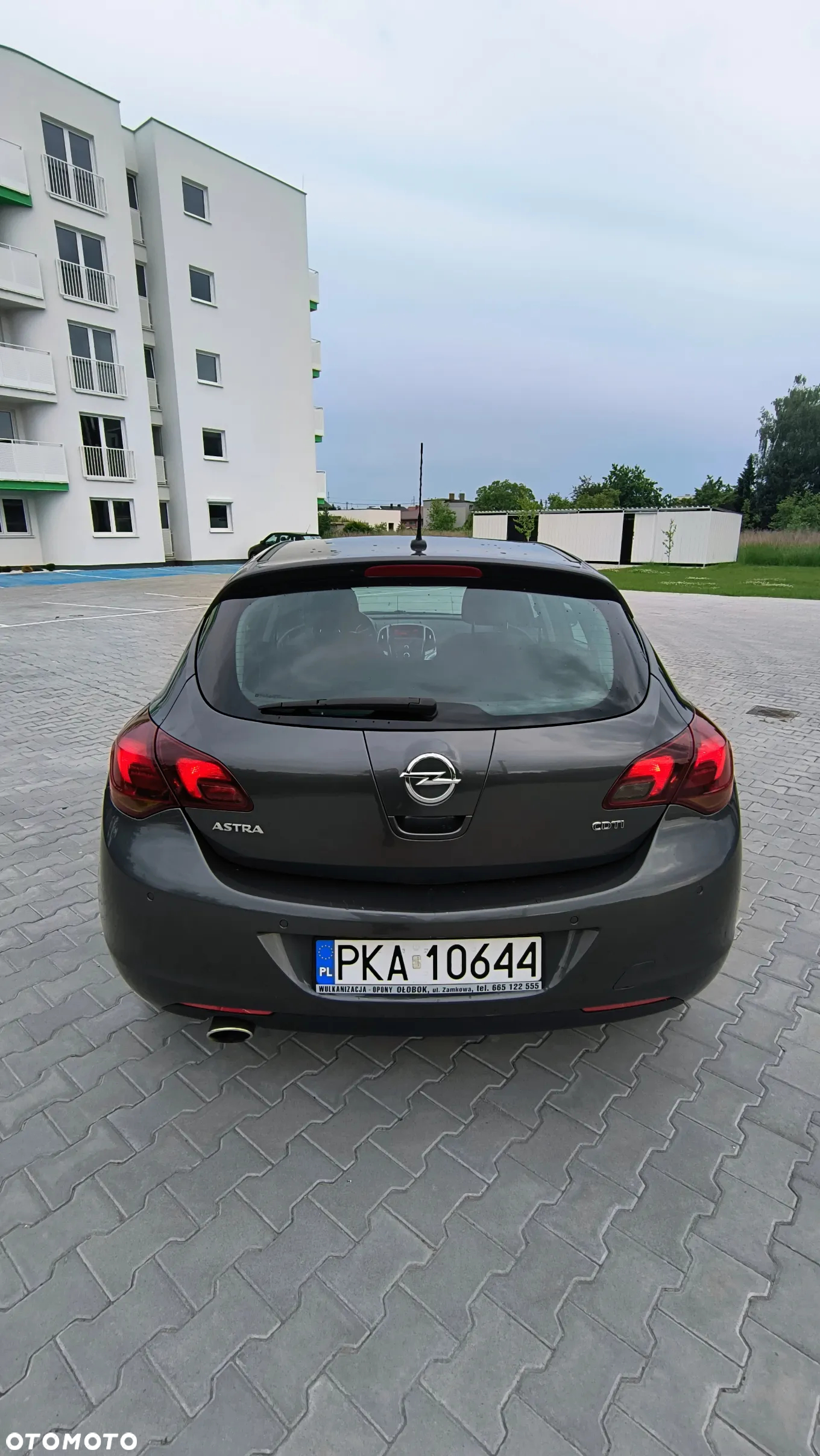 Opel Astra IV 2.0 CDTI Cosmo - 5