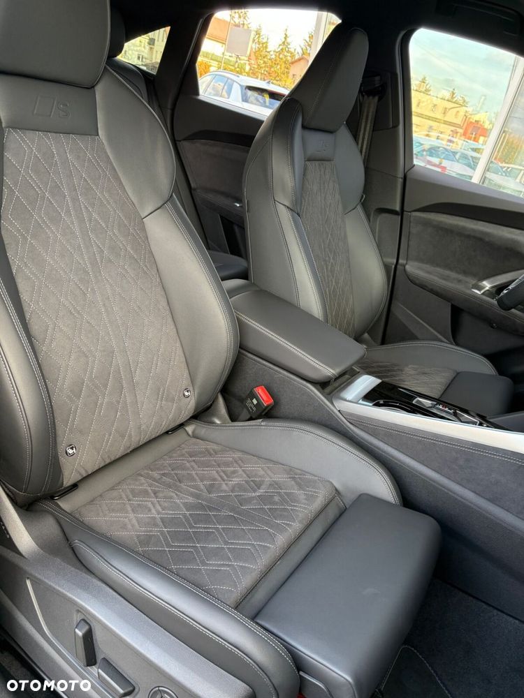 Audi Q5 Sportback - 22