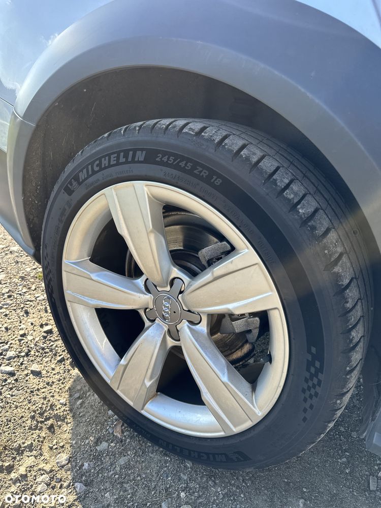 Audi A4 Allroad 2.0 TFSI S tronic - 17