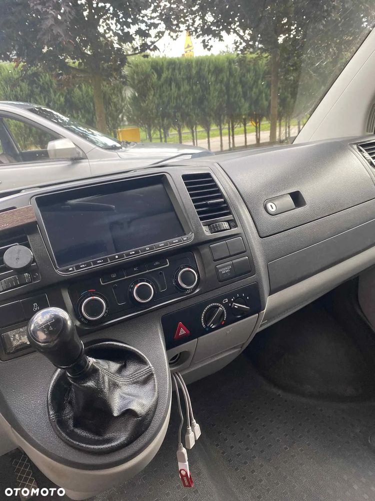Volkswagen Transporter - 5