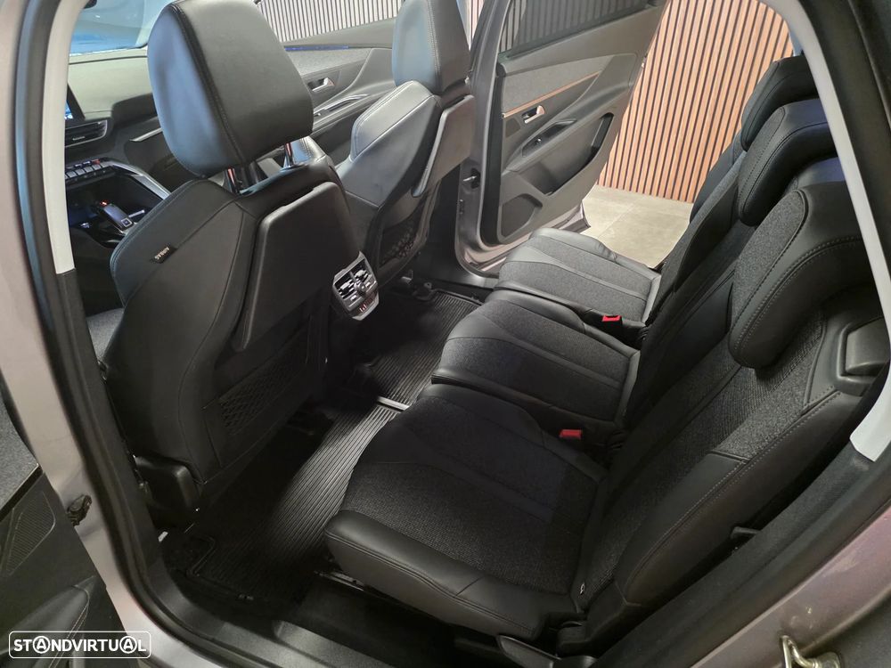 Peugeot 5008 BlueHDI 130 EAT8 Allure Pack - 12
