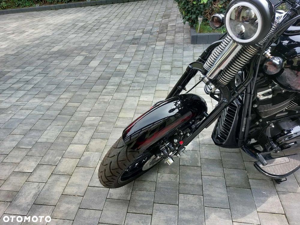 Harley-Davidson Softail Low Rider - 32