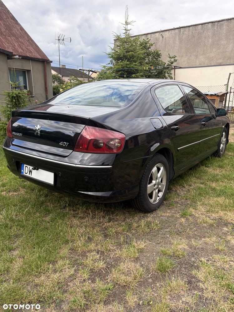 Peugeot 407 - 2
