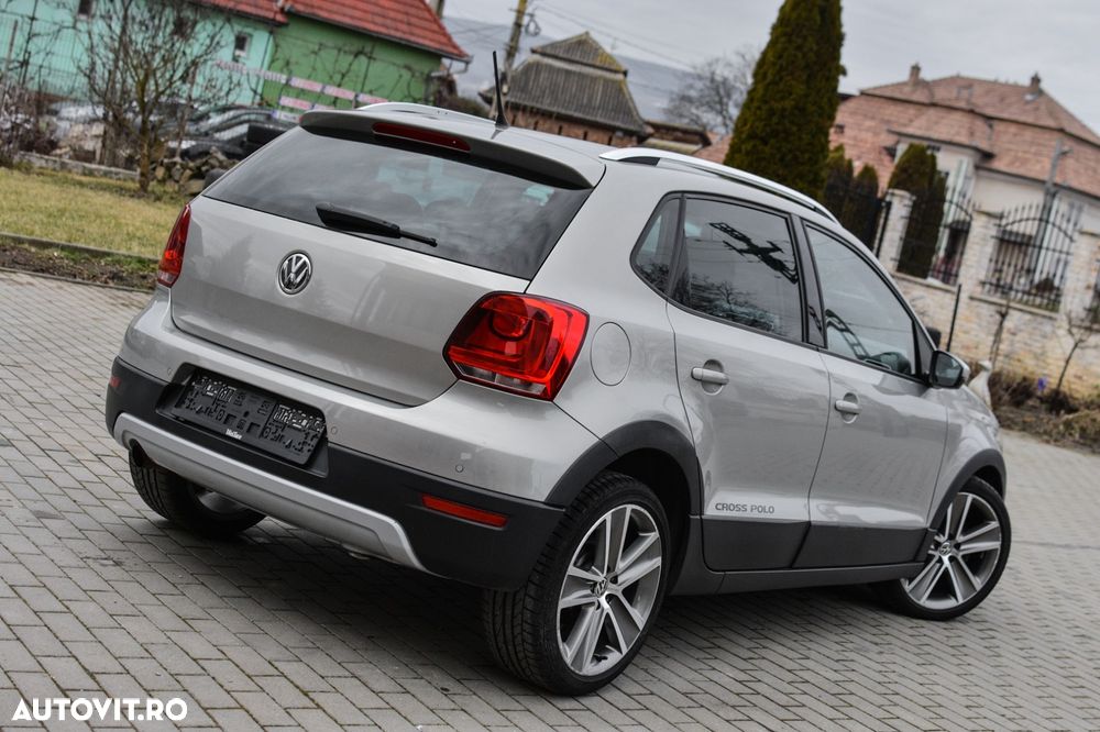 Volkswagen Polo 1.4 FSI Sportline - 14